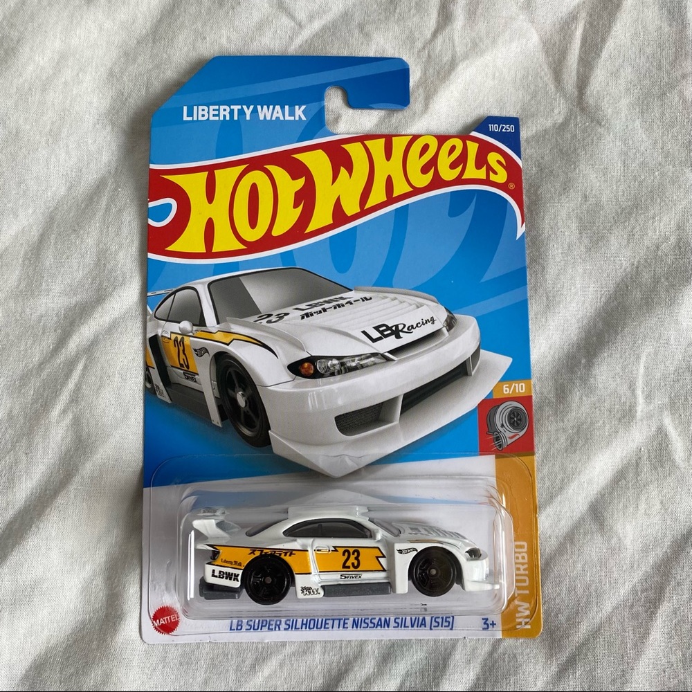 Hot Wheels LB Super Silhouette Nissan Silvia S15